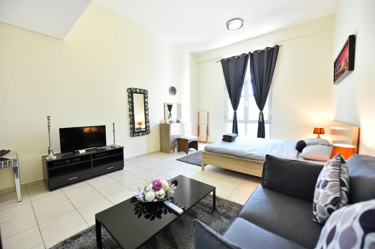 Luxury Escapes - Spacious Fully Furnished Studio Apt - Next To Metro, 5 Mins From Mall - Med46 Dubai Eksteriør billede
