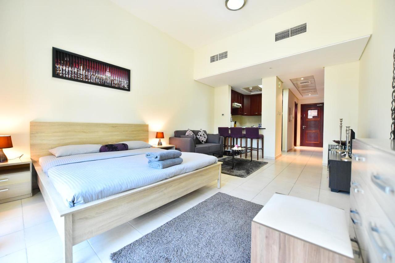 Luxury Escapes - Spacious Fully Furnished Studio Apt - Next To Metro, 5 Mins From Mall - Med46 Dubai Eksteriør billede